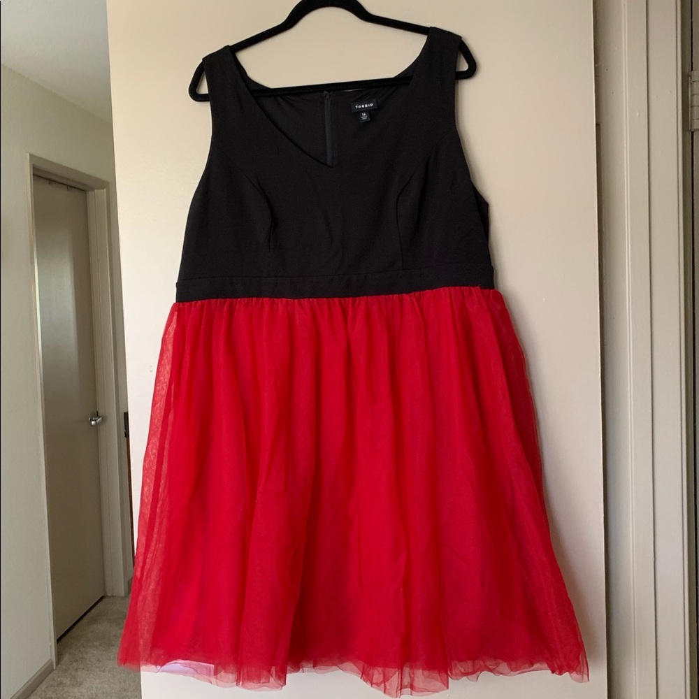 Torrid Red and Black Party Dress - Size 16